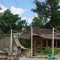 Остатки процветающего бизнеса.