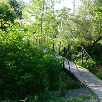 Пешеходный мостик через речку Казак-Чехан...