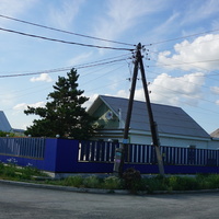 На улице Елшанской.