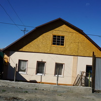 На улице Кременчугской.