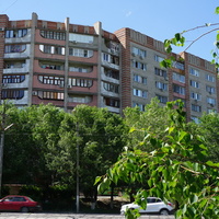 На улице Советской.