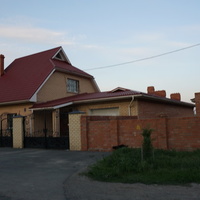 На Ялтинской улице.