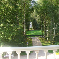 Вид из дома Ганнибалов на беседку-грот в парке