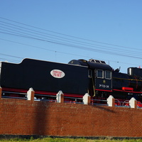 Паровоз-памятник.