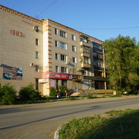 На Станционной улице.