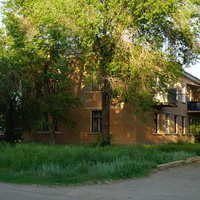 На Станционной улице.