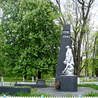 Братская могила 154 советских воинов