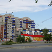 На проспекте Ленина.