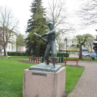 Хамина,  скульптура "Финская лапта"