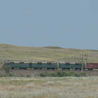 Окраины Орска...степь...товарный поезд.