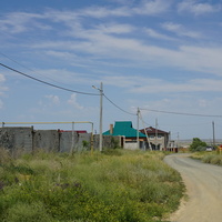 Новостройки в посёлке прицепостроителей.