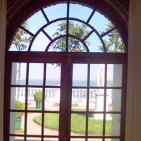 Вид из окна дворца Монплезир.