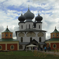 Успенский собор Тихвинского Богородичного мужского монастыря
