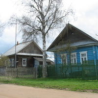 Дома в деревне Межозерье
