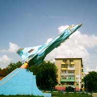 Памятник МиГ-23