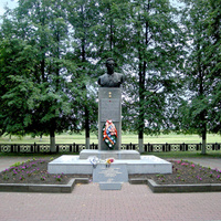 Памятник А.Горовцу на трассе Белгород-Обоянь, у поворота на поселок Ивня