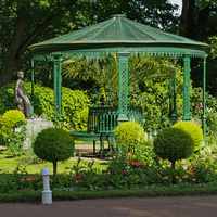 Собственный сад дворца "Коттедж"