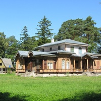 Усть-Нарва, красивый старинный дом