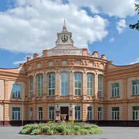 Новгород-Северский. Гимназия №1.