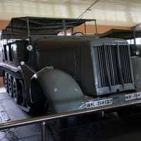 Павильон: Бронированные машины фашистской Германии