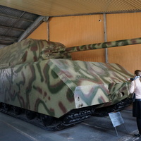 Павильон: Бронированные машины фашистской Германии