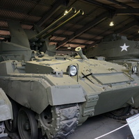 Павильон: Бронированные машины Великобритании, Канады и США