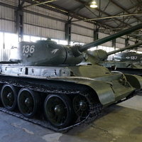 Павильон: Советские средние танки и САУ