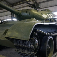 Павильон: Советские средние танки и САУ