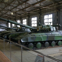 Павильон: Советские средние танки и САУ