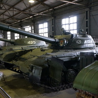 Павильон: Советские средние танки и САУ