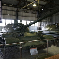 Павильон: Советские средние танки и САУ