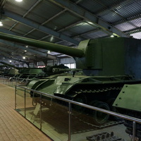 Павильон: Советские тяжёлые танки и САУ