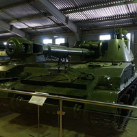 Павильон: Советские тяжёлые танки и САУ