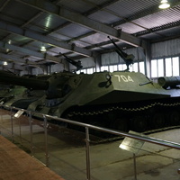 Павильон: Советские тяжёлые танки и САУ