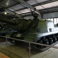 Павильон: Советские тяжёлые танки и САУ