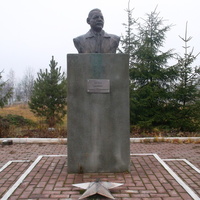 Памятник Рева М. Б.