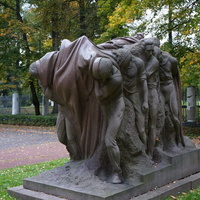 Усадьба Горки, скульптура Похороны вождя