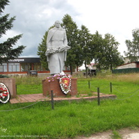 Новоселово. Памятник Юрию Гагарину.