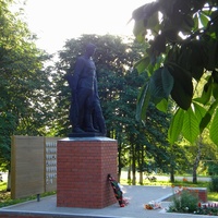Мемориал в честь земляков, погибших на фронтах Великой Отечественной войны.