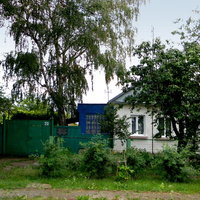 Дом с мемориальной табличкой в селе Алексеевка