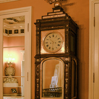 Павловский дворец. Часы.