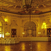 Павловский дворец. Тронный зал.