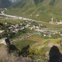 Вид на Дзинагу из долины р. Гуларидон
