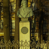 Памятник Репину