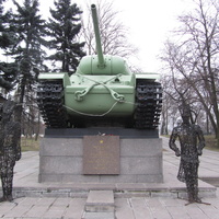 KV-85 Памятник «Танк-победитель»