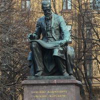 Памятник Римскому-Корсакову