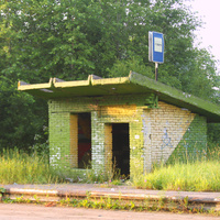 Автобусная остановка в деревне Звад