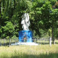 памятник дер Гута-Муравинка