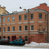 Улица Лоцманская, 8