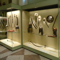 Эрмитаж. Зал оружейного искусства Ближнего Востока.